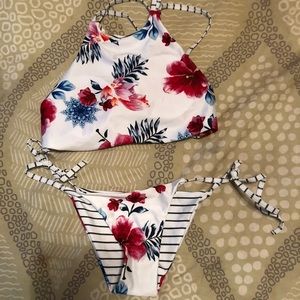 Bathing suit bundle!! 🐠🌴☀️🏄🏼‍♀️🏖
